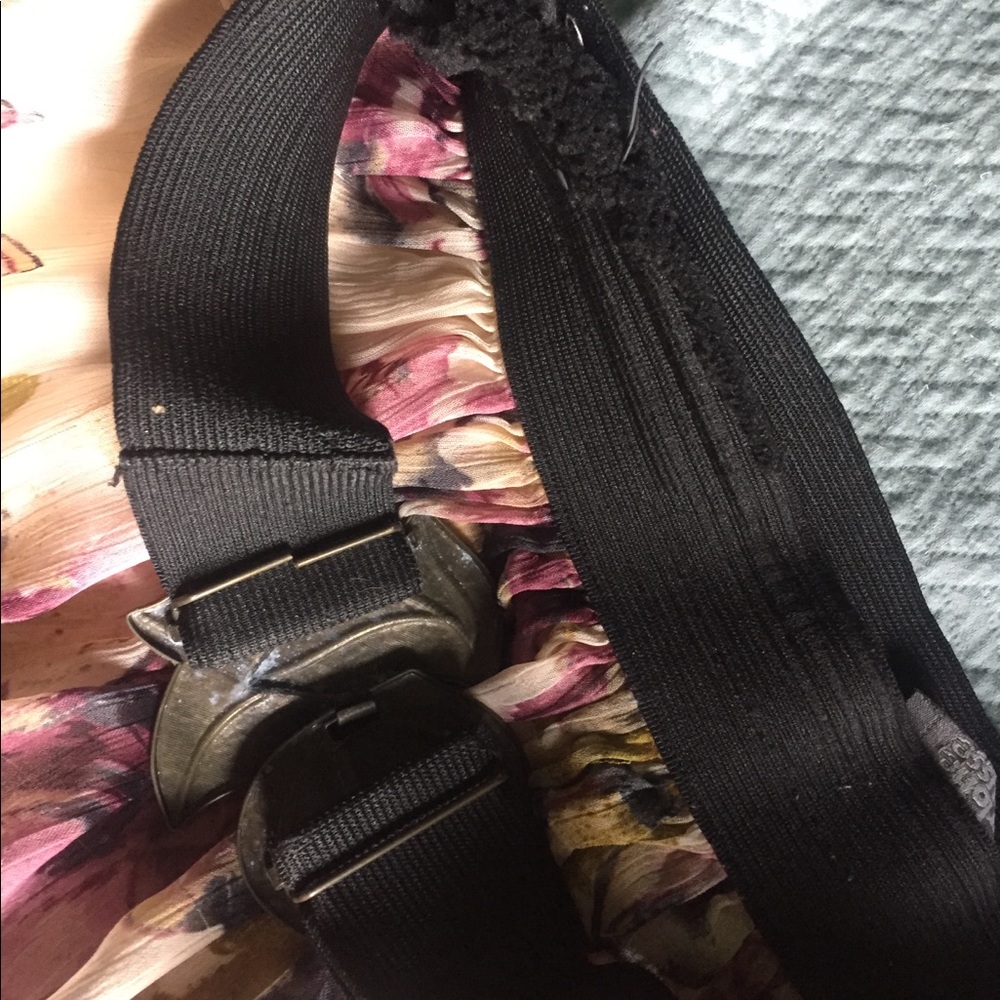 Ladies skirt - Picture 5 of 6
